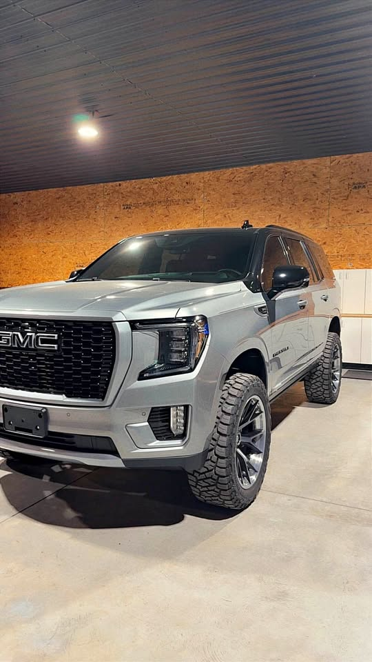 GMC Yukon AT4 — Lifted & Loaded
