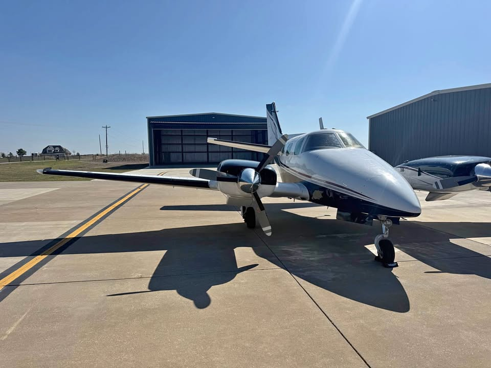 Piper Seneca Twin Engine